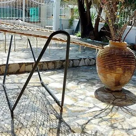 Ferienhaus A Flower House In Corfu Close To Beach And Town *